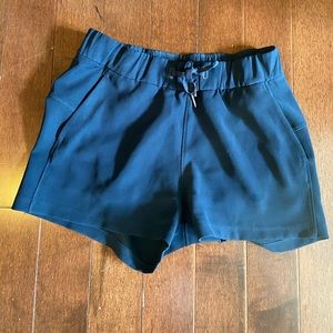 Lululemon “on the fly” short